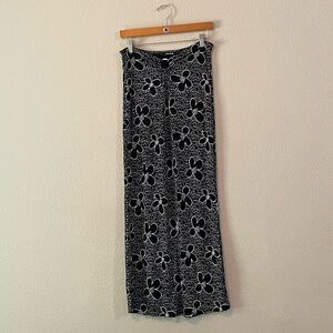 Vtg Black Floral Maxi Skirt